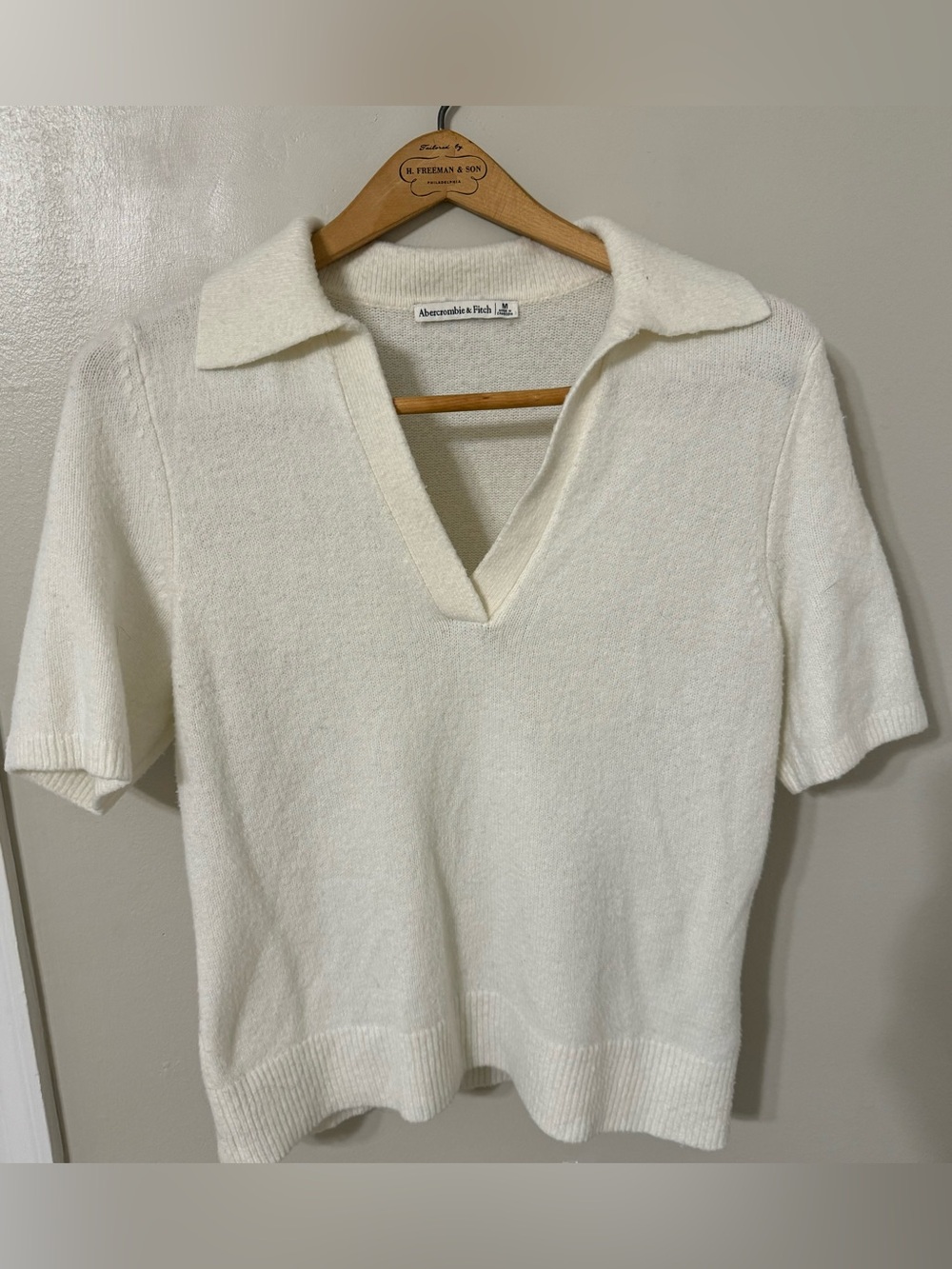 Abercrombie & Fitch short-sleeve polo sweater